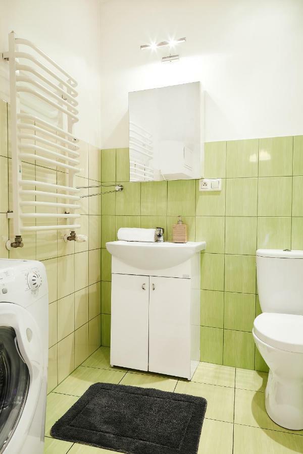 Green Yard Apartment Krowoderska Street Краков Экстерьер фото
