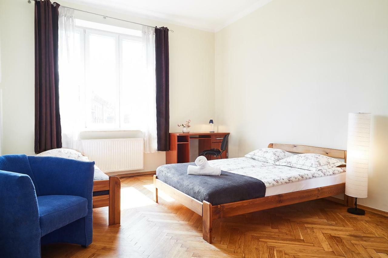 Green Yard Apartment Krowoderska Street Краков Экстерьер фото